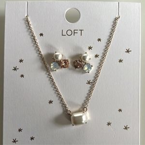 Loft Earrings & Necklace Set